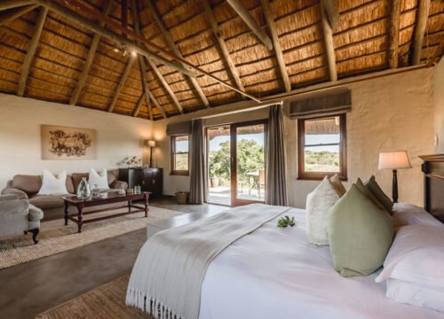 Quartos familiares com suites e varandas